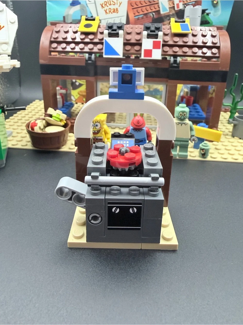 LEGO 3825 Krusty Krab (SpongeBob SquarePants) Complete Set